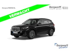 BMW X1 - xDrive25e M-Sport - Stoelverwarming - Camera - Adaptive LED