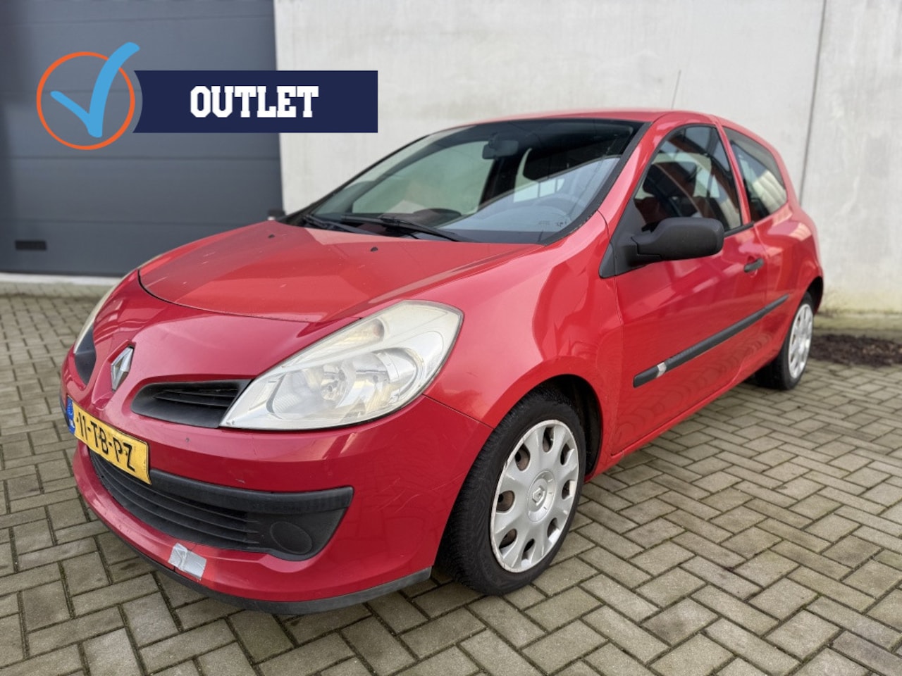 Renault Clio - 1.2-16V Authentique 1.2 16V Authentique - AutoWereld.nl