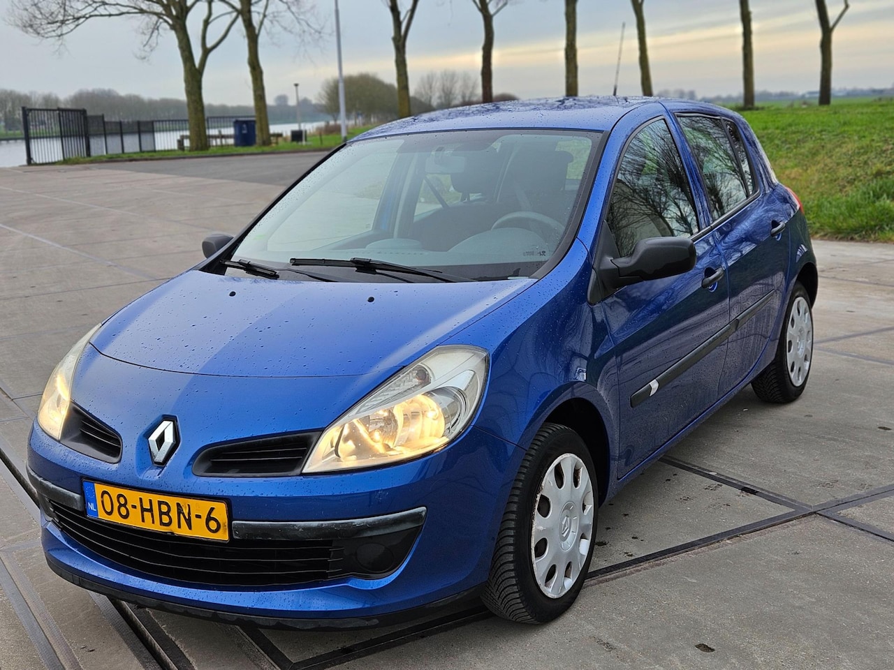 Renault Clio - 1.2-16V Expression Nieuwe apk 08-01-2026 - AutoWereld.nl