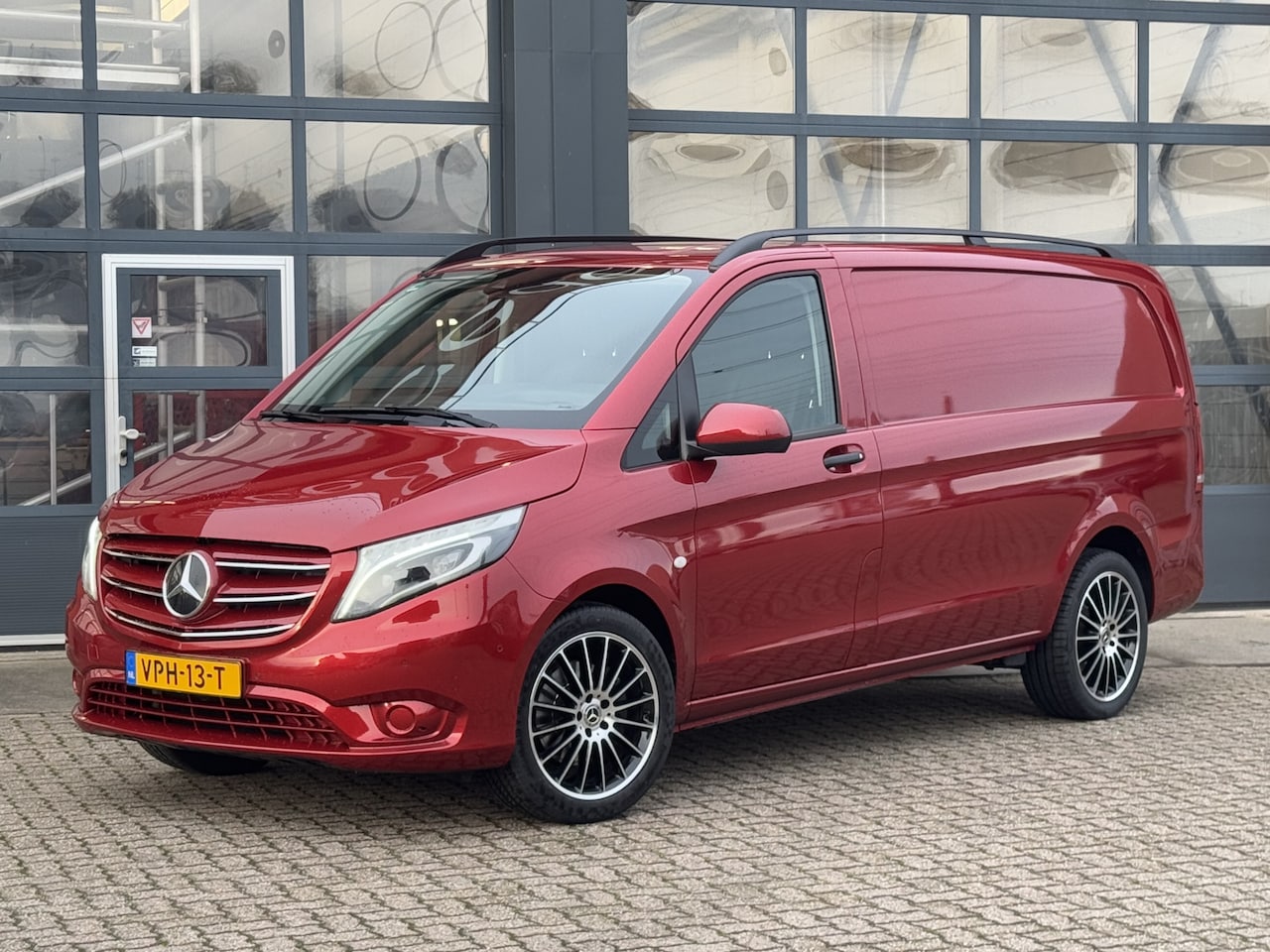 Mercedes-Benz Vito - 119 L | LED, Camera, Cruise, 2,5T Trekhaak | Certified 24 mnd garantie - AutoWereld.nl