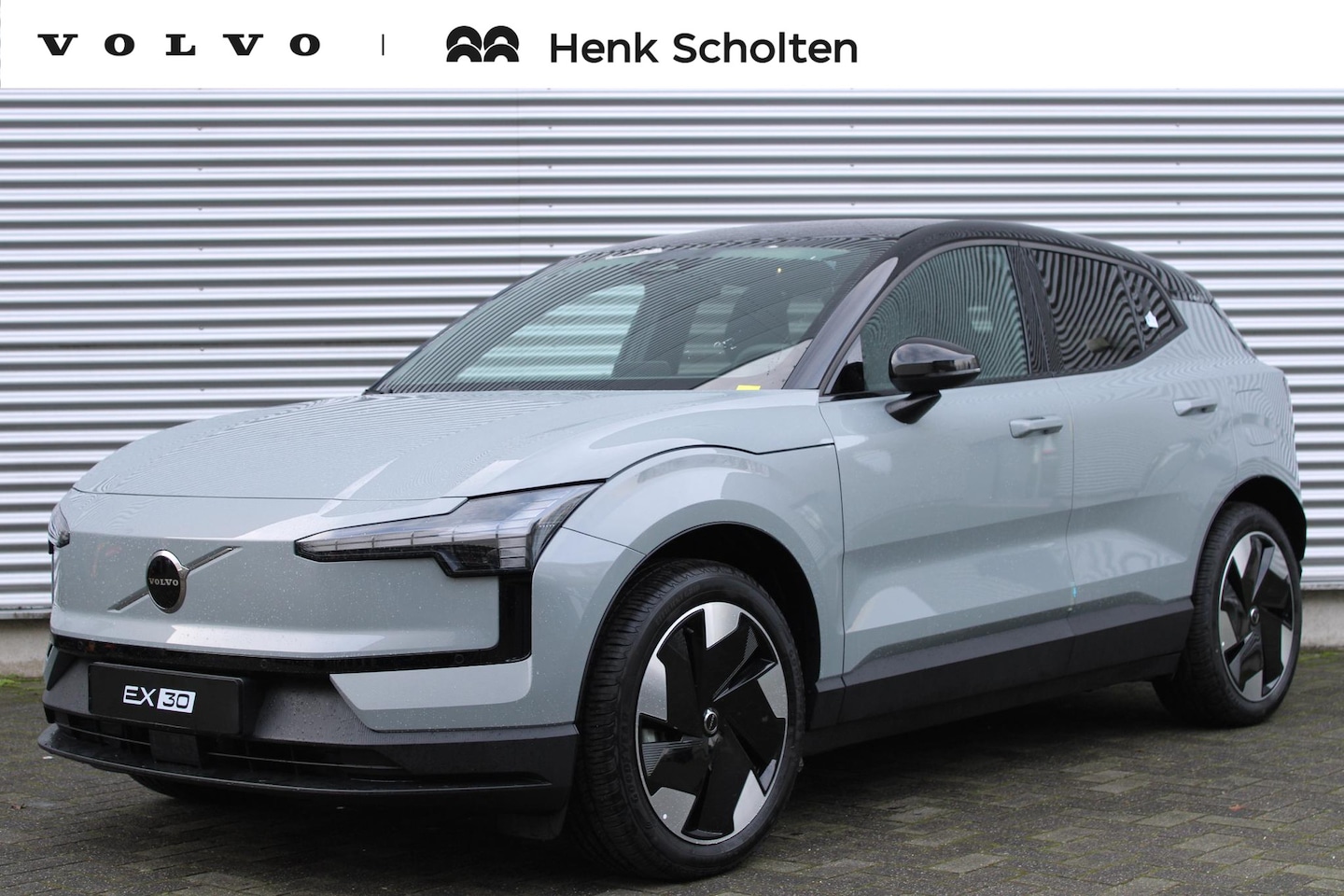 Volvo EX30 - Single Motor Extended Range Plus 69 kWh ,Vapour Grey, Extra getint glas, Achteruitrijcamer - AutoWereld.nl