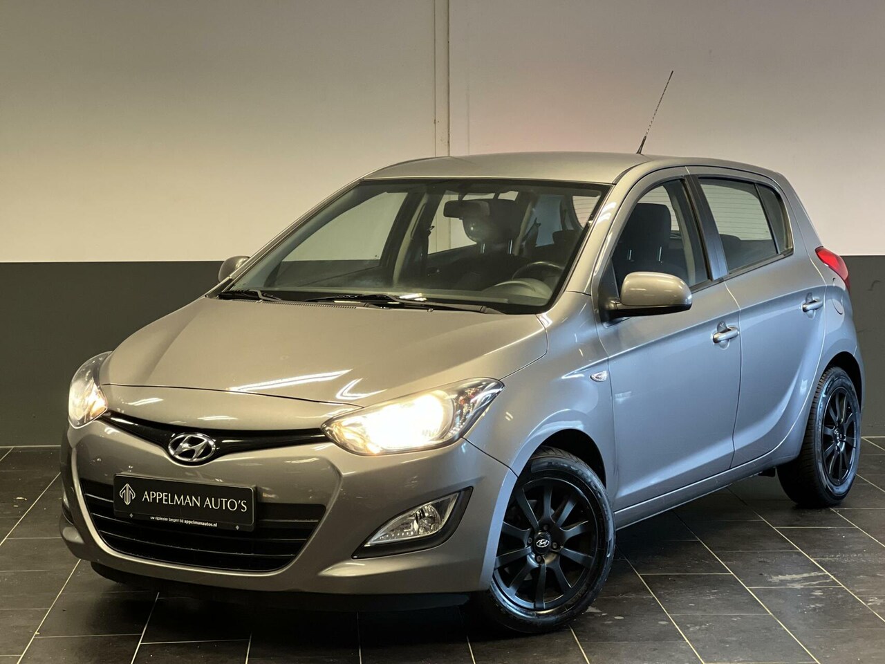 Hyundai i20 - 1.2i Business Edition | Cruise Controle | Airco | APK | - AutoWereld.nl