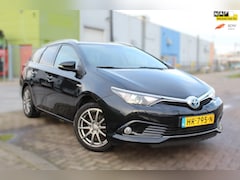 Toyota Auris Touring Sports - 1.8 Hybrid Lease 1E EIG, incl btw CAMERA PANORAMA NAVI CLIMA DEALER ONDERH