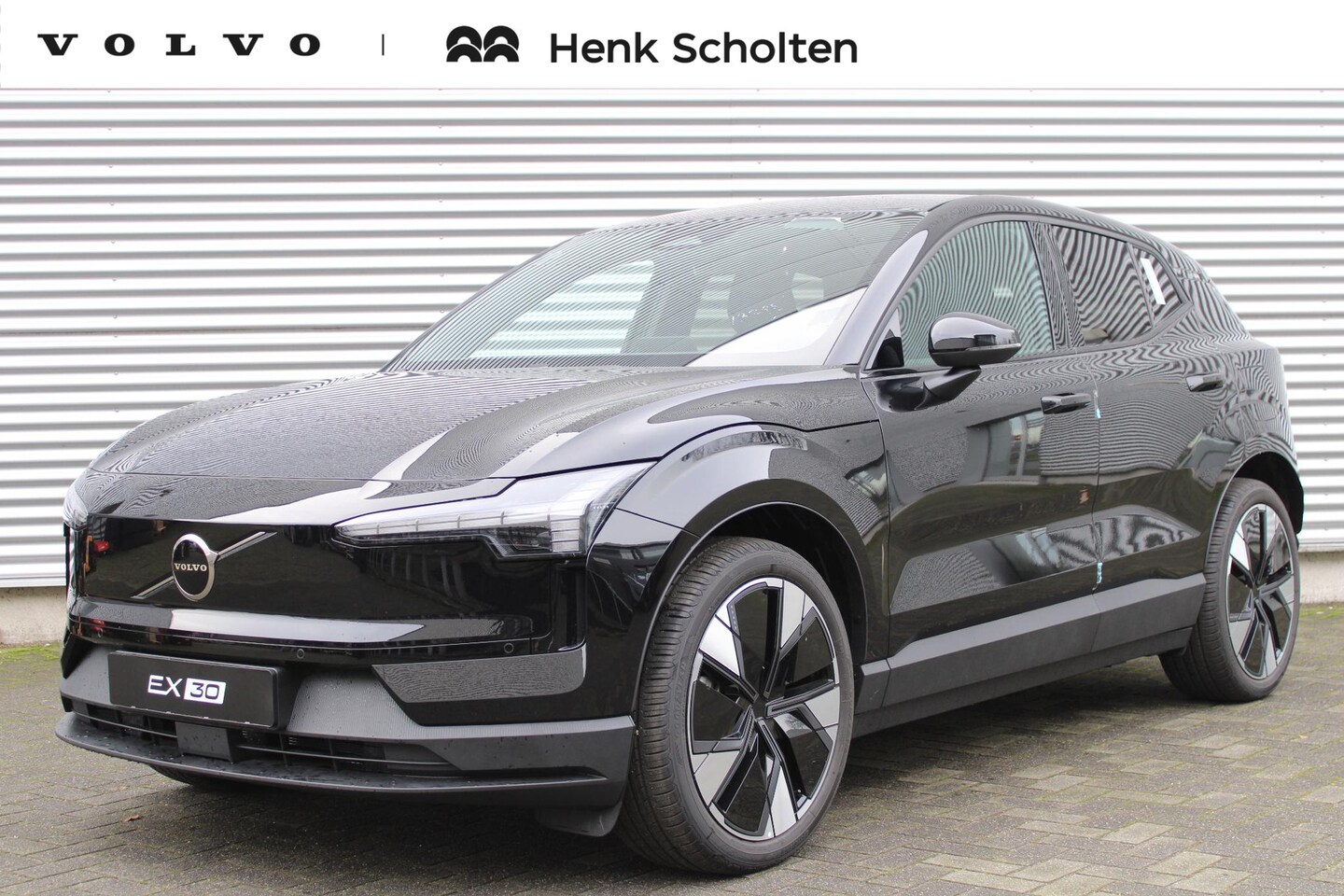 Volvo EX30 - Single Motor Extended Range Plus 69 kWh ,Onyx Black, Extra getint glas, Voorstoelen verwar - AutoWereld.nl