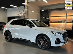 Audi Q3 - 35 TFSI S Line Panorama Achteruitrijcamera Carplay