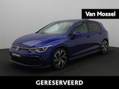 Volkswagen Golf - 1.5 eTSI R-Line Business+ | Panoramadak | Navigatie | Carplay | Stuur/stoel verwarming | I