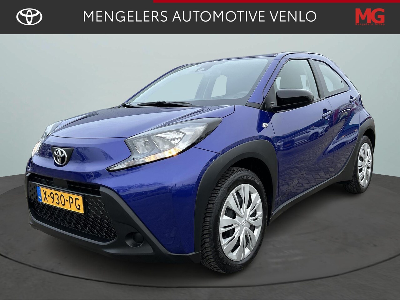 Toyota Aygo X - 1.0 VVT-i MT Play Airco / Cruise Control Adaptief / Camera / All-Seasonbanden - AutoWereld.nl