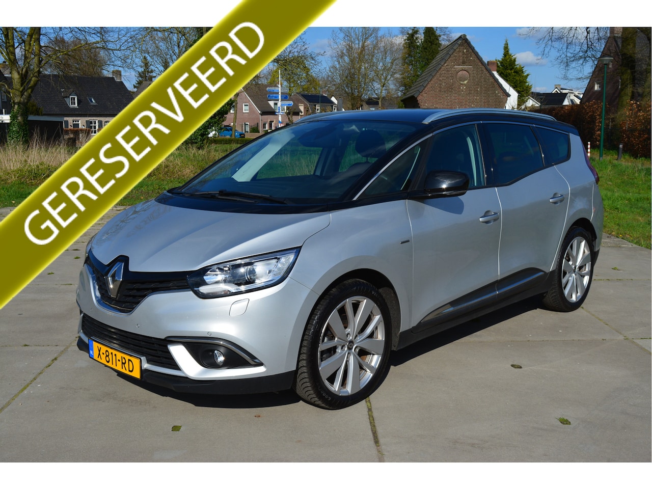 Renault Grand Scénic - 1.3 TCe Limited 7persoons | Climate Control | Navigatie | Cruise Control | Lane Assist VER - AutoWereld.nl