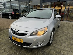 Opel Astra - 1.4 Turbo Sport ACHTERUITRIJCAMERA BJ 2011