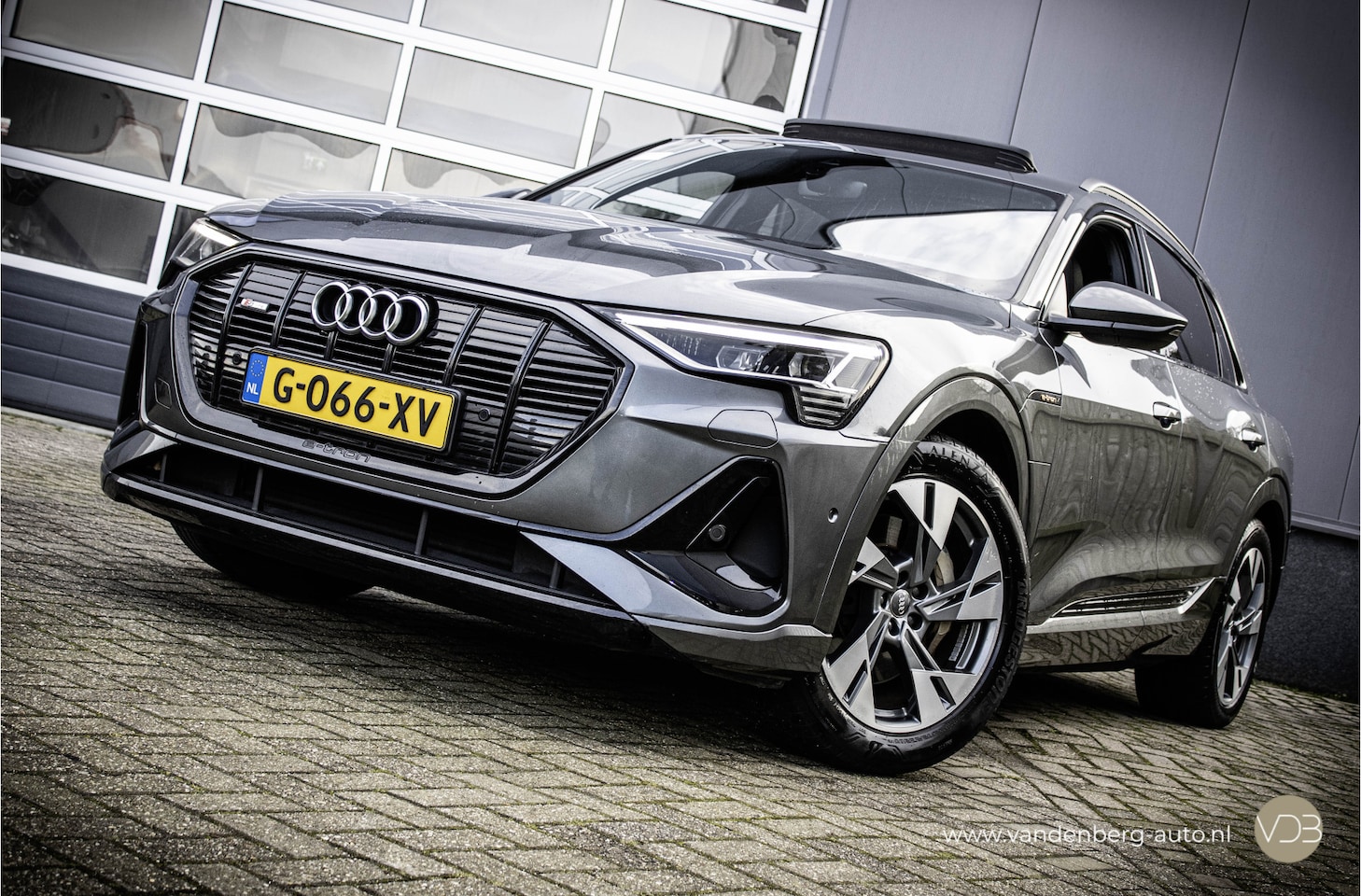 Audi e-tron - 50 Quattro 3x S-Line Black edition PANO origineel NL - AutoWereld.nl