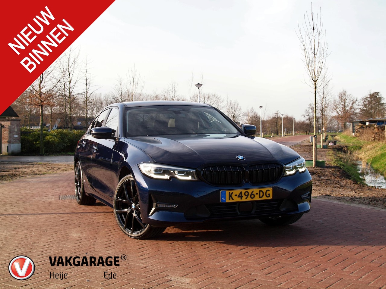 BMW 3-serie - 318i High Executive Edition | Apple Carplay | 360 Camera | Cruise Control | Leer | Black O - AutoWereld.nl