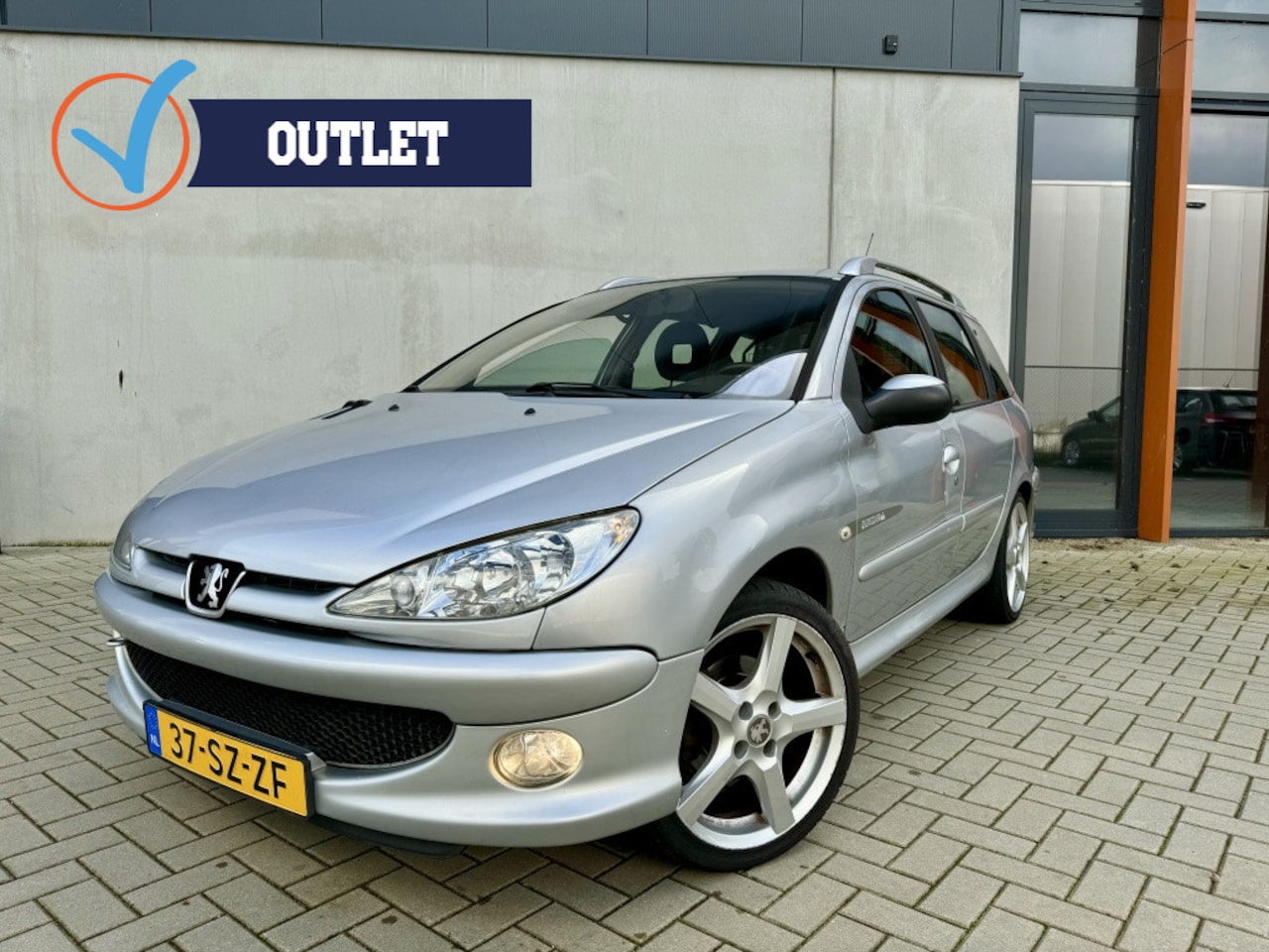 Peugeot 206 SW - 1.6 16V Quiksilver AIRCO TREKHAAK - AutoWereld.nl