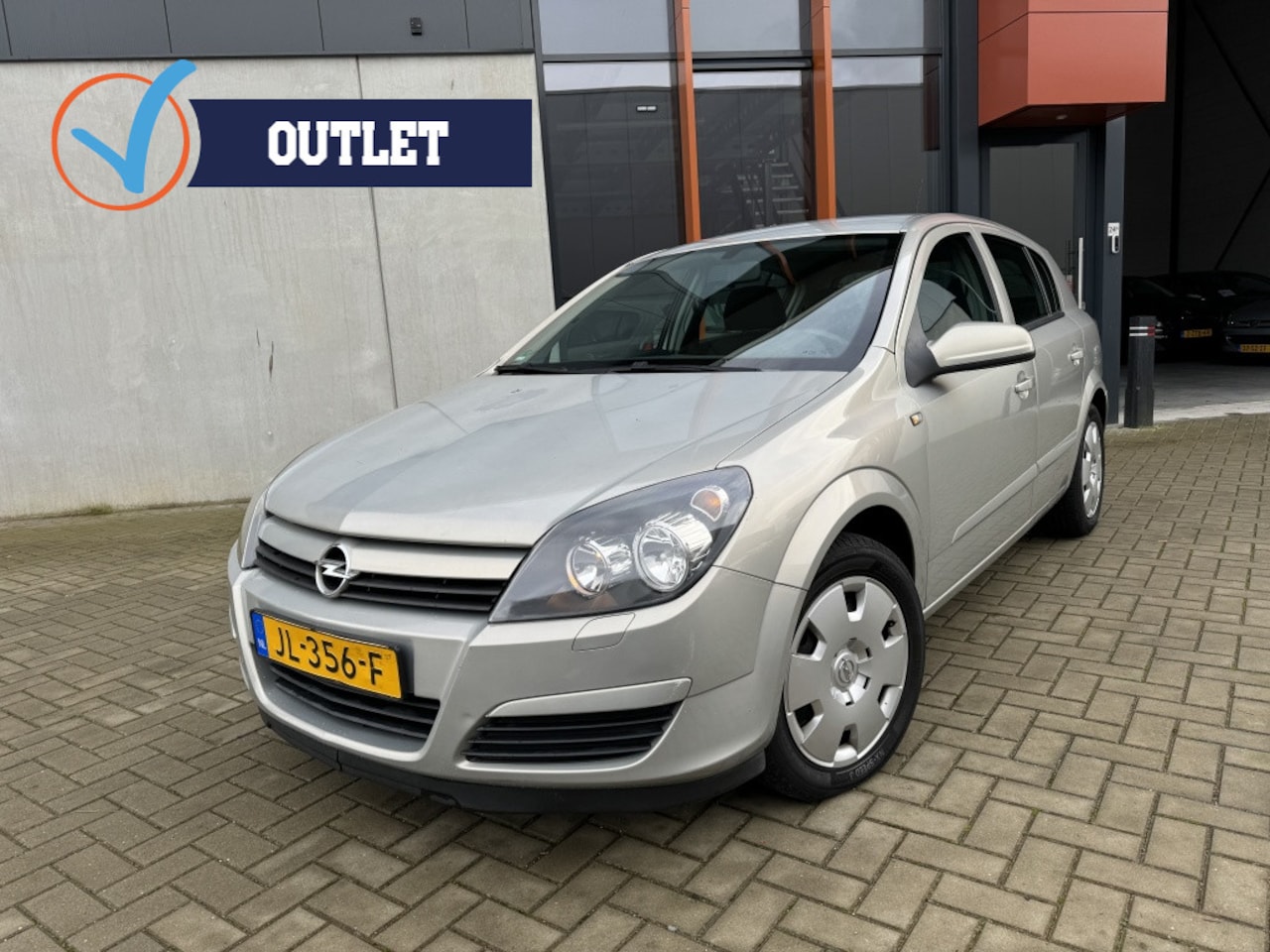 Opel Astra - 1.6 Enjoy Airco Cruise NIEUWE APK - AutoWereld.nl