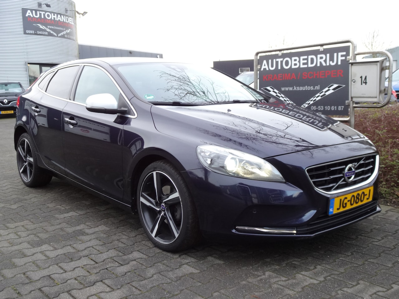 Volvo V40 - 2.0 D2 Nordic 2.0 D2 Nordic+ - AutoWereld.nl