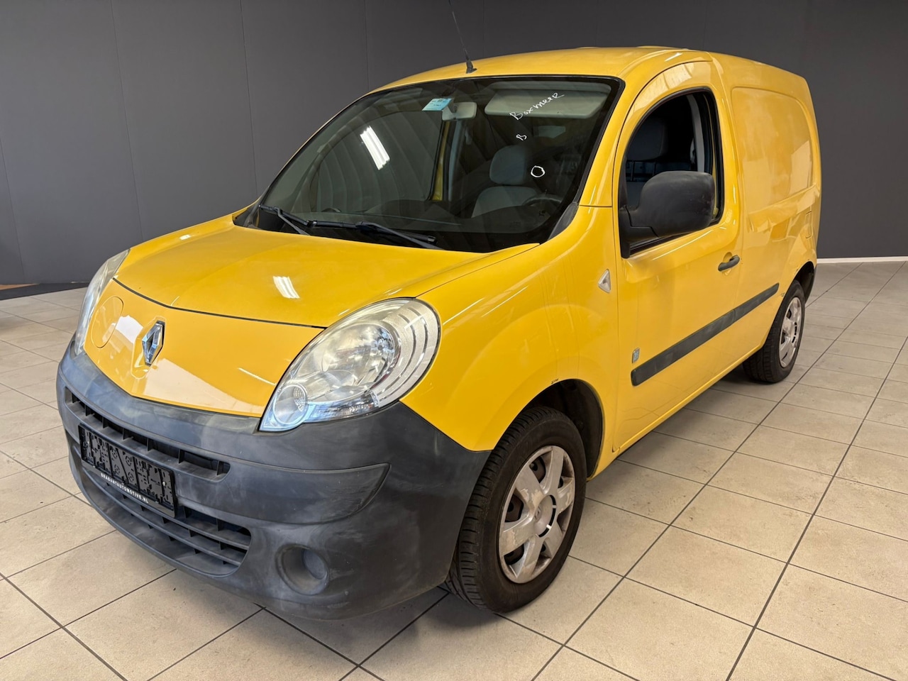 Renault Kangoo Express - Z.E. (De accu zit er gewoon netjes bij, echter wordt los gehuurd) Showroom foto’s volgen z - AutoWereld.nl