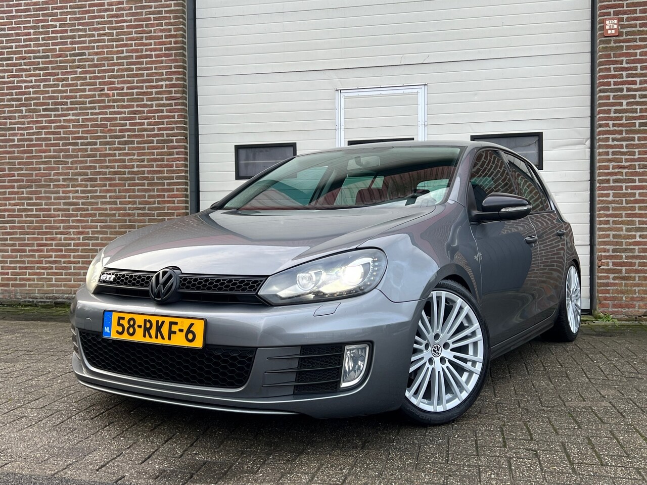 Volkswagen Golf - 1.2 TSI '''GTI'' + Automaat + Kuipstoelen + Led Koplampen - AutoWereld.nl