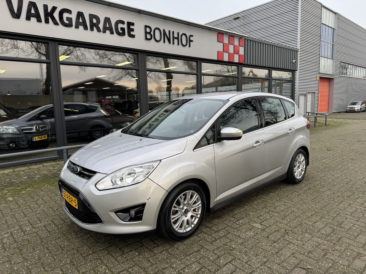 Ford C-Max - 1.6 SCTi Titanium NAVI-CLIMA-TREKHAAK - AutoWereld.nl