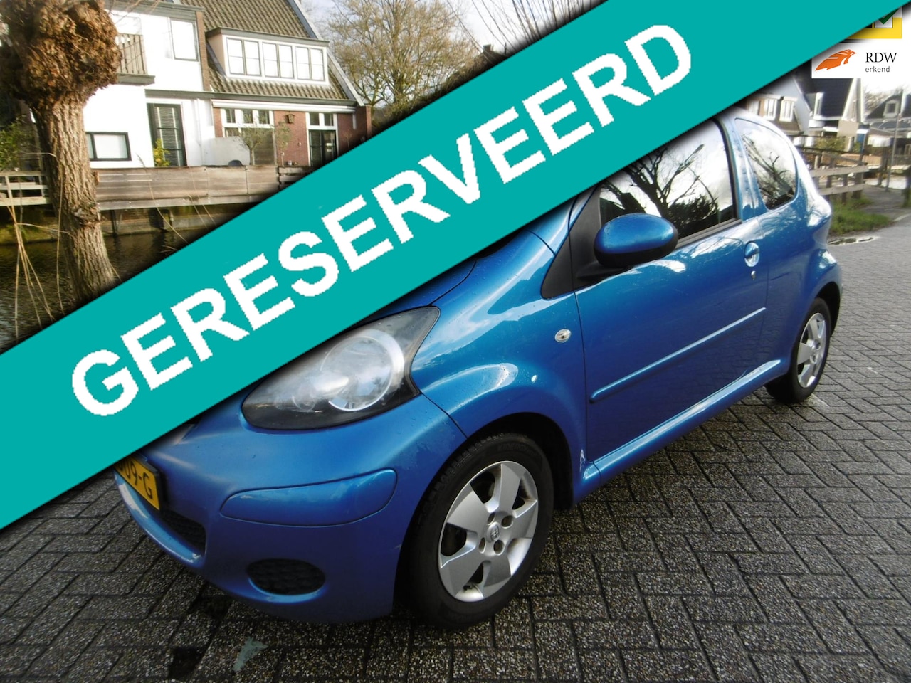 Toyota Aygo - 1.0-12V 3-deurs Airco 101.000km Zuinig A-Label Multimedia - AutoWereld.nl