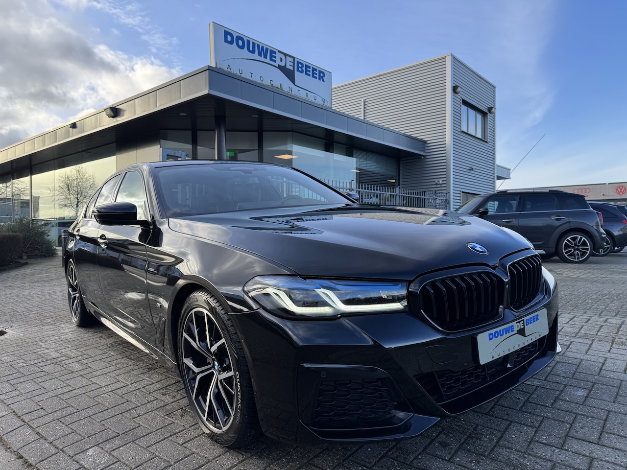 BMW 5-serie - 520i M sport edition plus Aut - AutoWereld.nl