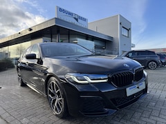 BMW 5-serie - 520i M sport Comfort Stoelen | Stuur en Stoelverw. | Laser | Memory | Keyless