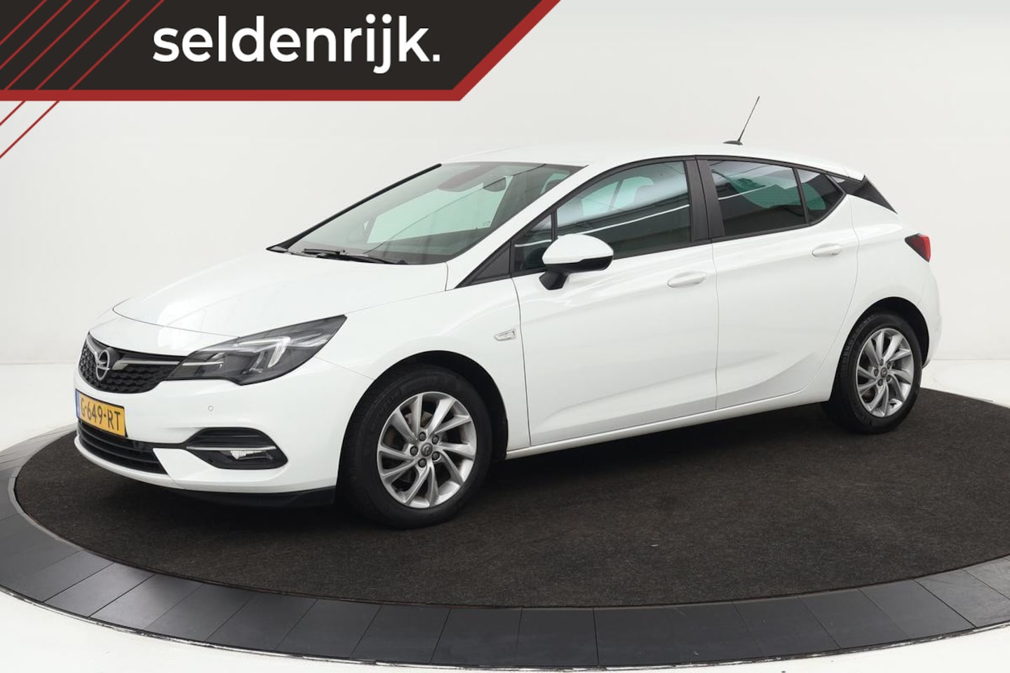 Opel Astra - 1.4 Turbo Business Edition | Automaat | Stoel & stuurverwarming | Full LED | Carplay | Nav - AutoWereld.nl