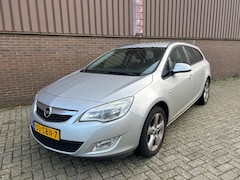 Opel Astra Sports Tourer - 1.4 Turbo Edition Airco APK