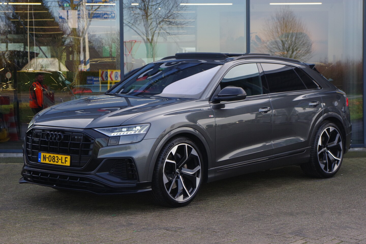 Audi Q8 - 55 TFSI quattro Pro Line Plus 55 TFSI 340 PK Quattro Pro Line Plus, ABT, Panoramadak, B&O, Elekt. Trekhaak, Luchtvering, - AutoWereld.nl