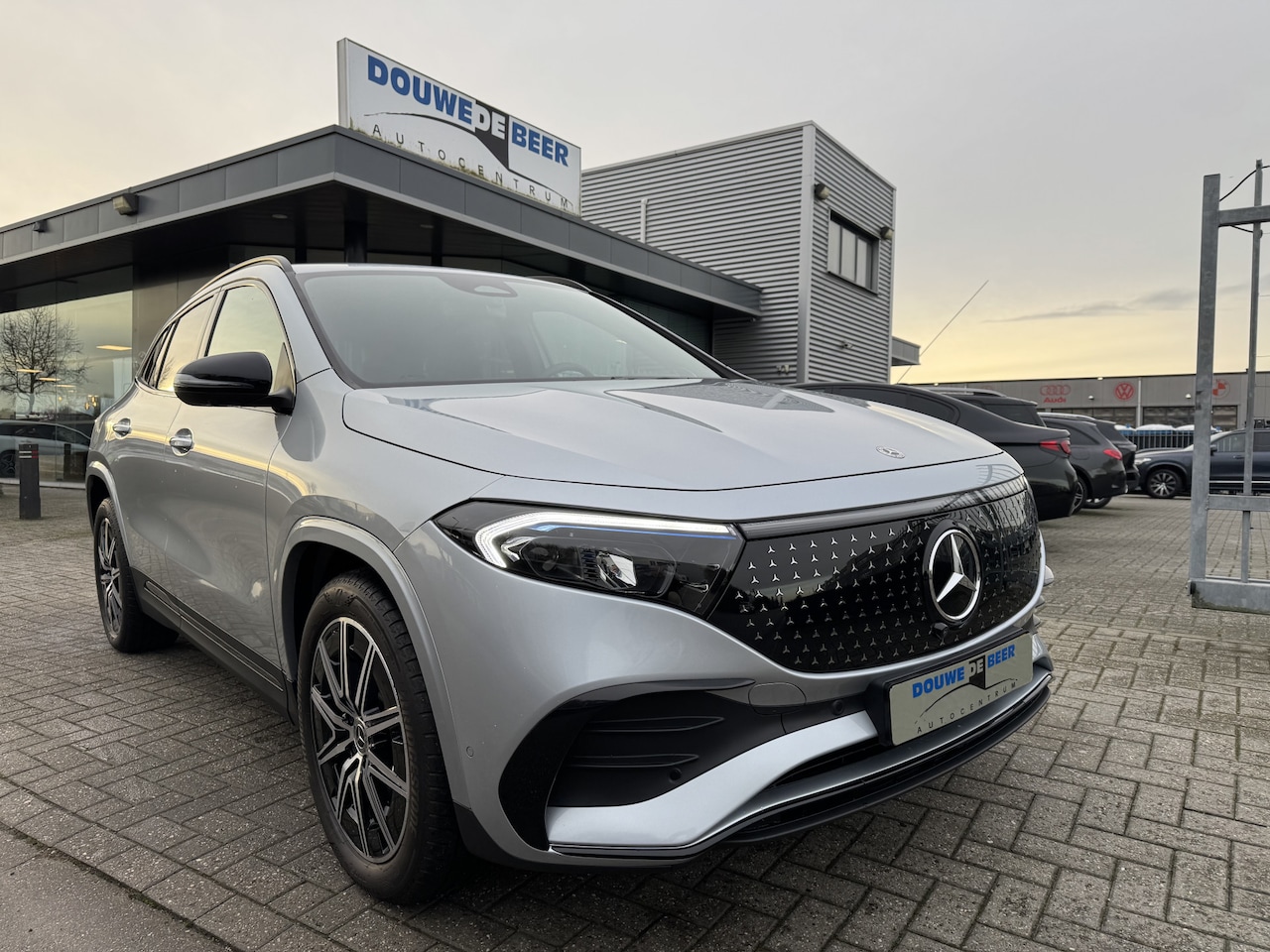 Mercedes-Benz EQA - 250+ AMG Line 71 kWh facelift - AutoWereld.nl