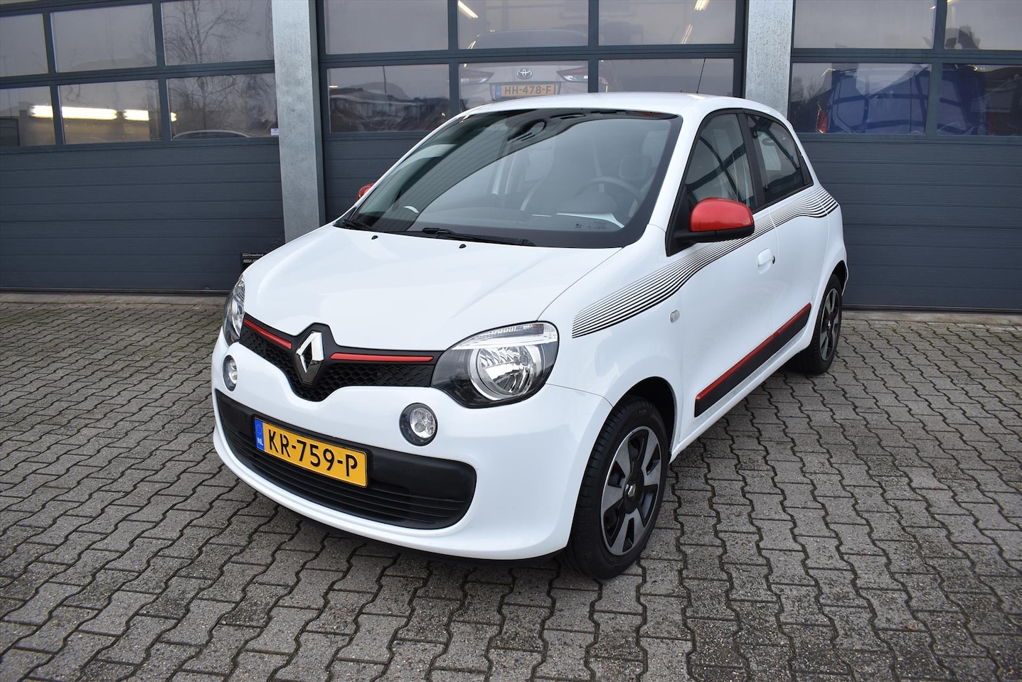 Renault Twingo - 1.0 SCe Collection 1.0 SCe 70pk Collection - AutoWereld.nl