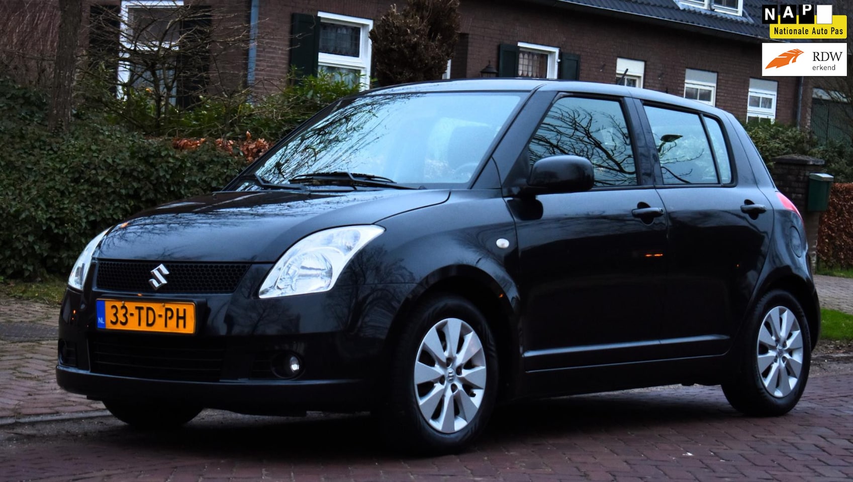 Suzuki Swift - 1.3 Shogun 5 DEURS AIRCO Nieuwe Versnellingsbak Nieuwe Koppeling ZEER MOOI - AutoWereld.nl