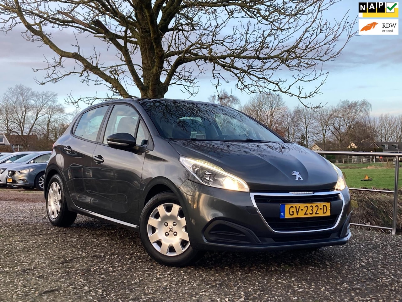 Peugeot 208 - 1.6 BlueHDi Active | Cruise + Airco + Navi nu € 4.750,-!!! - AutoWereld.nl