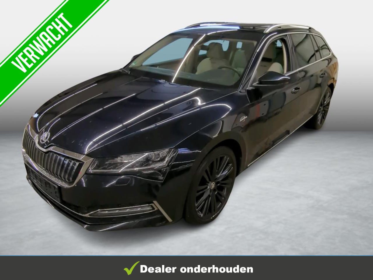 Skoda Superb - 1.4 TSI iV Sportline Business Laurin & Klement / Trekhaak / Panorama / Stoelverwarming en - AutoWereld.nl