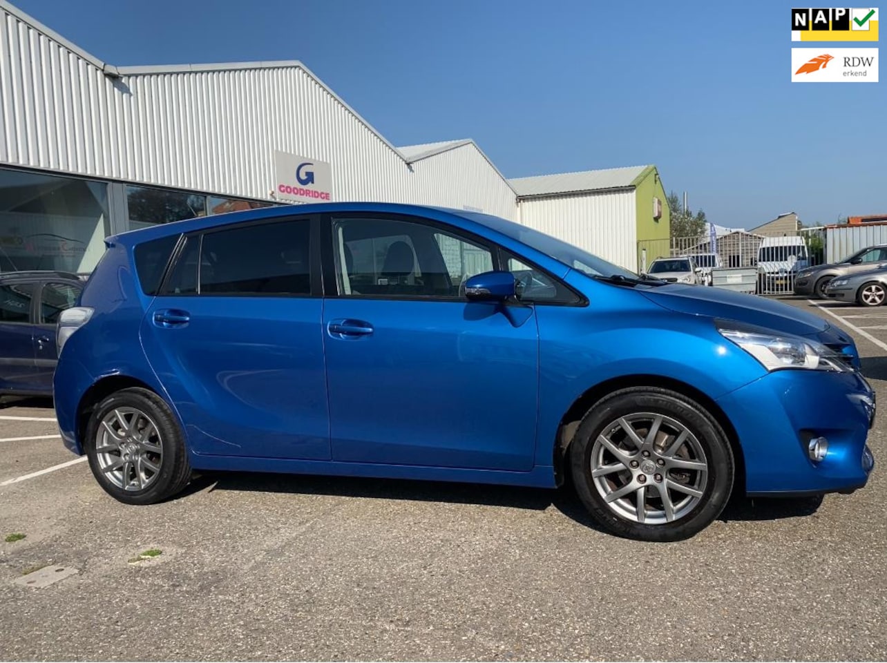 Toyota Verso - 1.8 VVT-i Business AUTOMAAT | CRUISE | CLIMA | NAVI | CAMERA | NAP | APK | - AutoWereld.nl