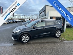 Kia Niro - 1.6 GDi Hybrid First Edition Chrome, LMV, Navigatie