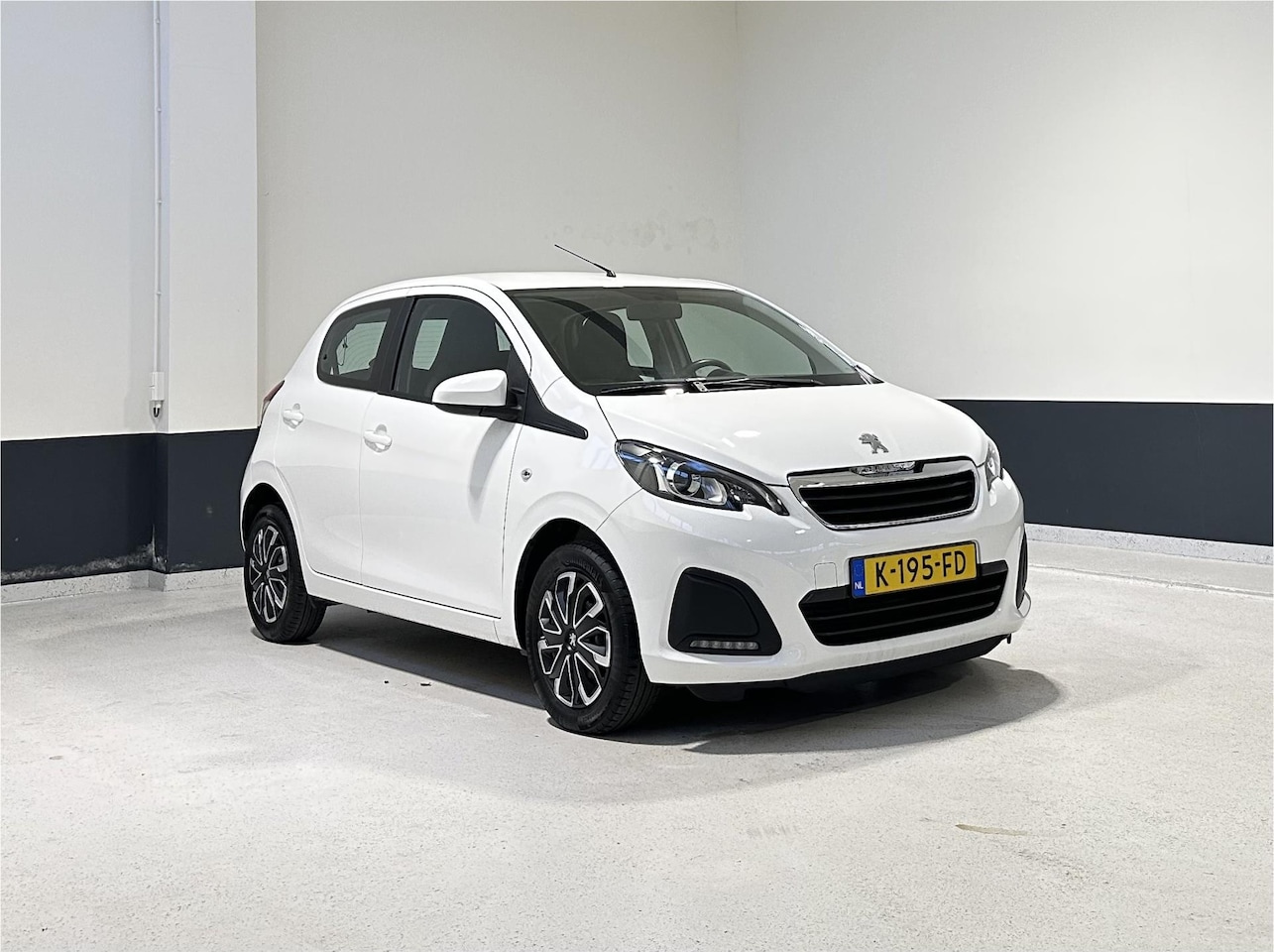 Peugeot 108 - 1.0 e-VTi Active | NL | LED | 5-DRS | Bluetooth | Airco | CV | - AutoWereld.nl