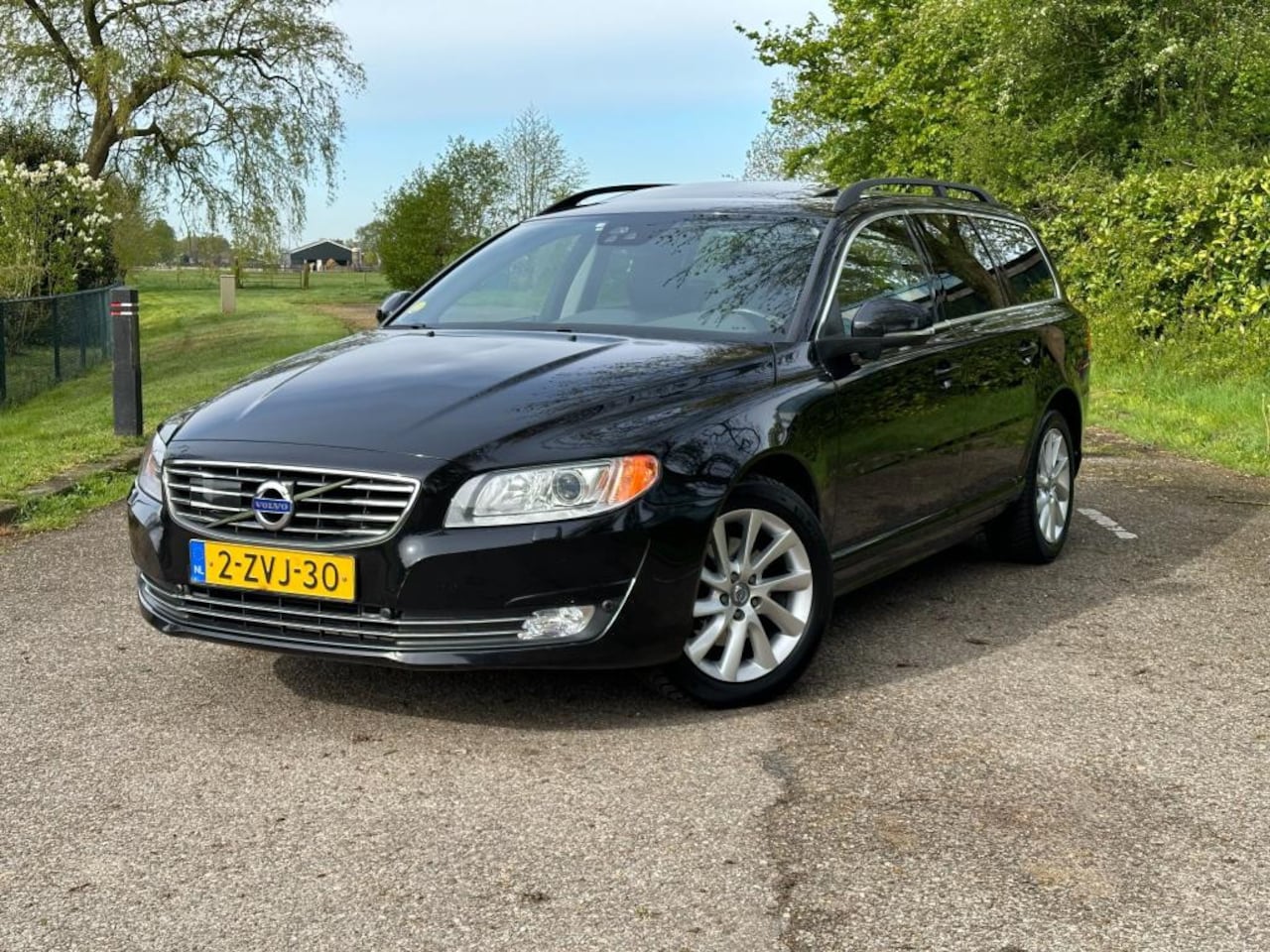 Volvo V70 - 2.0 D4 Summum 2.0 D4 Summum - AutoWereld.nl