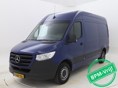 Mercedes-Benz Sprinter - 311 2.2 CDI L2H2 Achterwielaandrijving 7G Automaat MBUX Navigatie Achteruitrijcamera Cruis