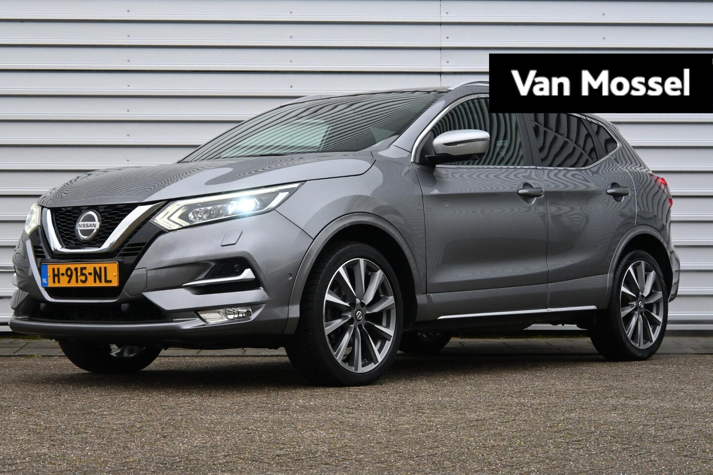 Nissan Qashqai - 1.3 DIG-T Tekna + | PANORAMADAK | LEDEREN BEKLEDING | AUTOMAAT! - AutoWereld.nl