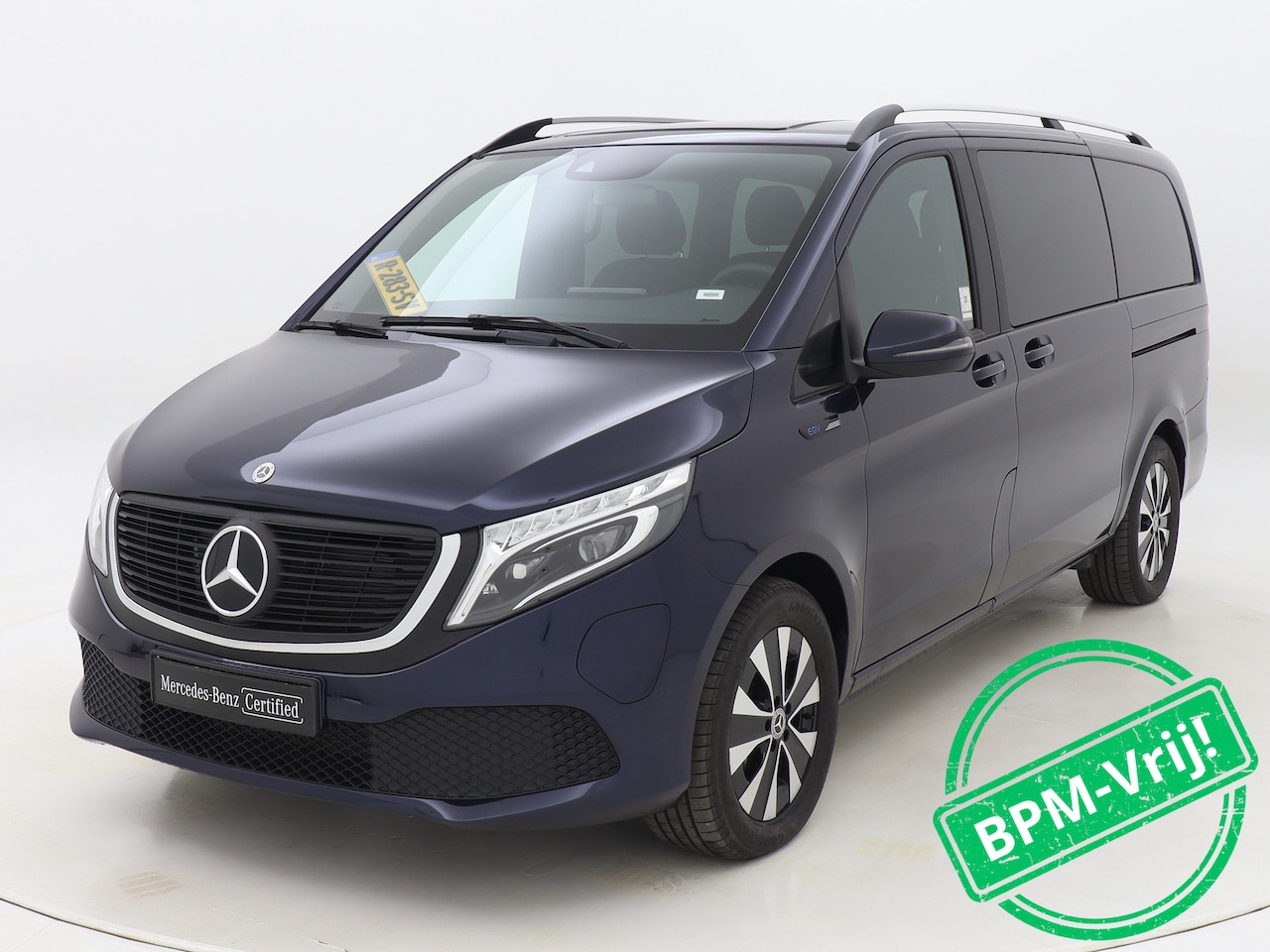 Mercedes-Benz EQV - 300 L2 Business Solution 7-Persoons LED MBUX Climate Control - AutoWereld.nl