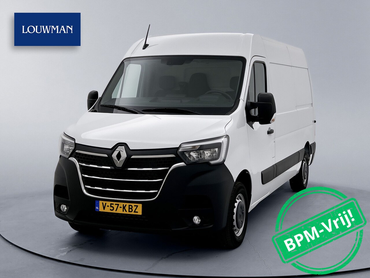 Renault Master - T35 2.3 dCi 135 L2H2 Navigatie Achteruitrijcamera Cruise Control Bluetooth - AutoWereld.nl