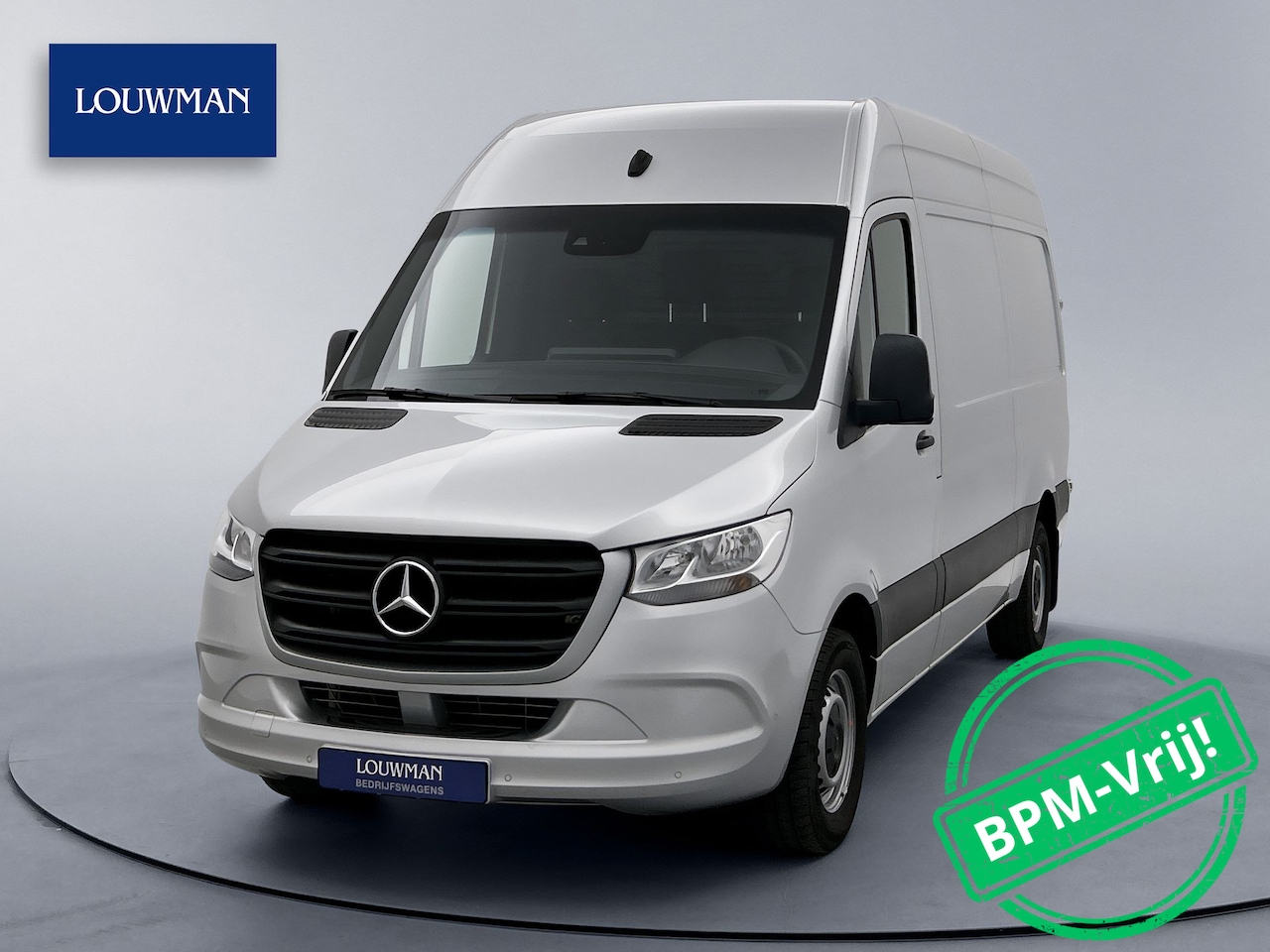 Mercedes-Benz Sprinter - 317 1.9 CDI L2H2 RWD Navigatie 3500KG Trekgewicht Achteruitrijcamera Apple Carplay/Android - AutoWereld.nl