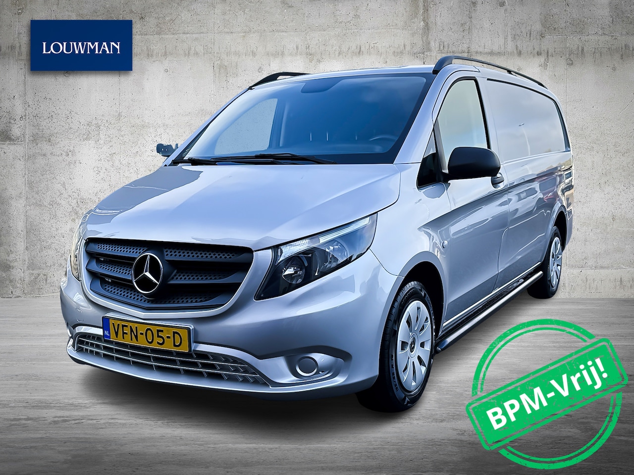 Mercedes-Benz Vito - 111 CDI Lang Trekhaak Betimmering Airco Bluetooth NAP Brilliant Silver Metallic - AutoWereld.nl