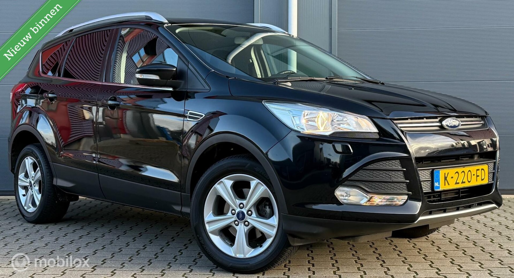 Ford Kuga - 1.5 150PK Titanium Winter pakket/Airco/Elektr.pakket - AutoWereld.nl