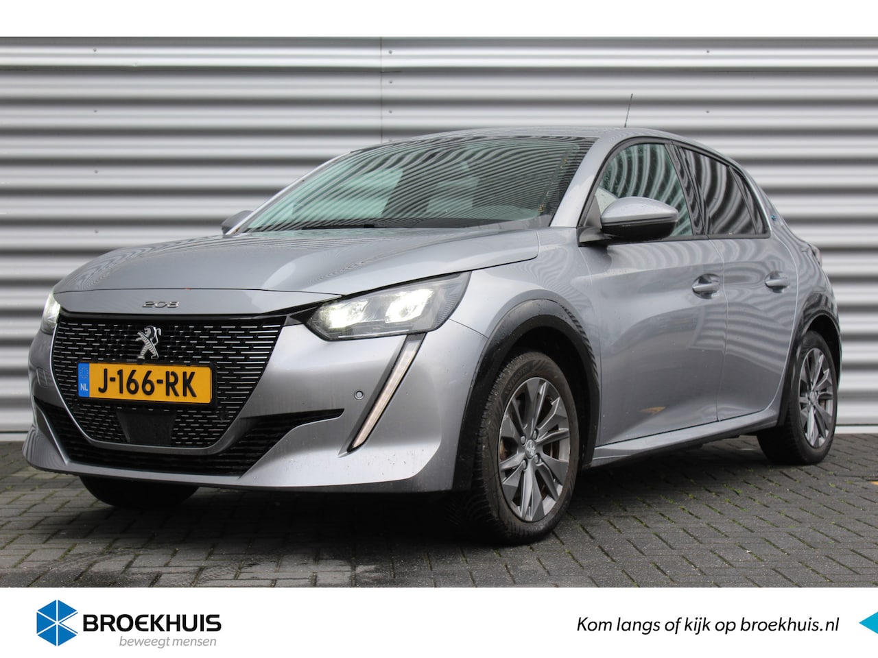 Peugeot e-208 - EV 136PK ALLURE PREMIÉRE / NAVI / LEDER / CLIMA / PDC / 16" LMV / CAMERA / KEYLESS / I-COC - AutoWereld.nl