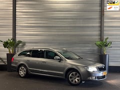 Skoda Superb Combi - 1.8 TSI Elegance Business Line DSG | Leder | Navi | Xenon | Dealer Onderhouden