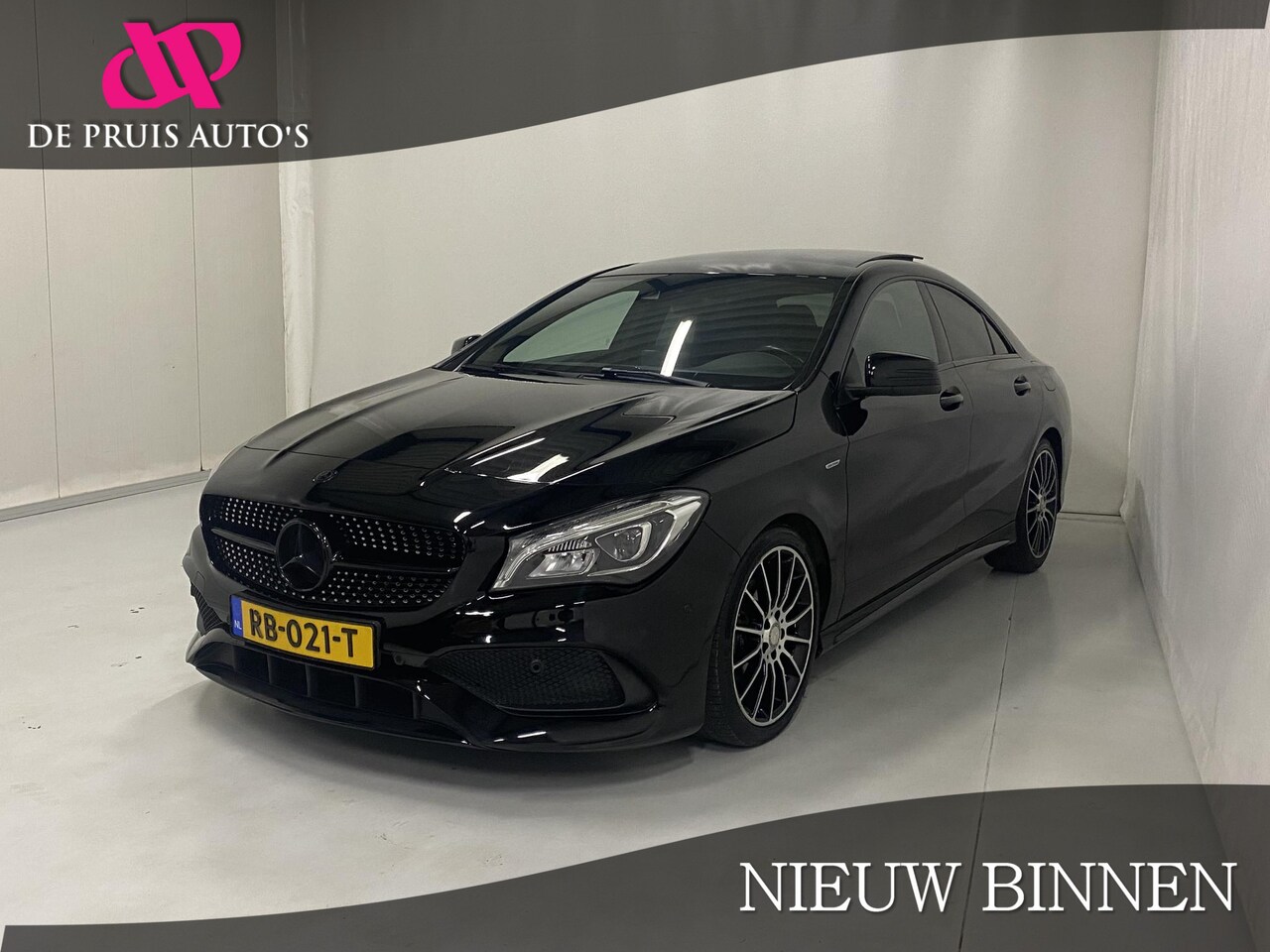 Mercedes-Benz CLA-Klasse - 180 AMG Pano Camera 18 Inch Navi - AutoWereld.nl