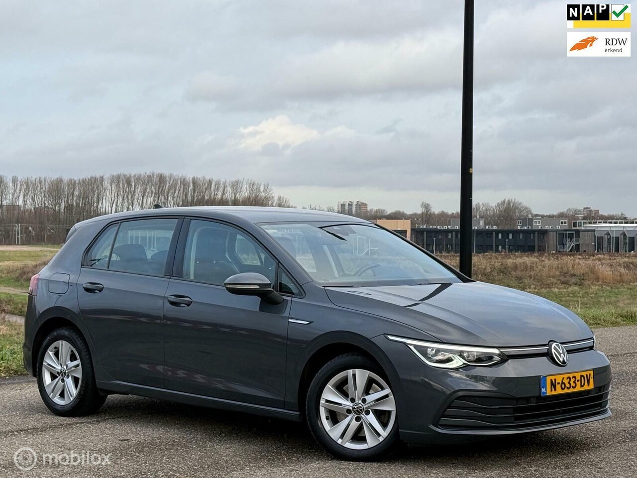 Volkswagen Golf - 2.0 TDI Golf Xenon|Viritual|Stoelver|Carplay - AutoWereld.nl