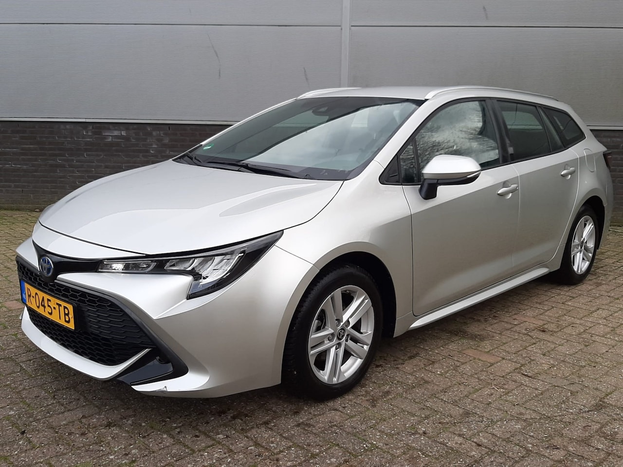 Toyota Corolla Touring Sports - 1.8 Hybrid Active 1.8 Hybrid Active - AutoWereld.nl