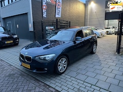 BMW 1-serie - 116d Sport Navigatie Airco 6Bak NAP APK