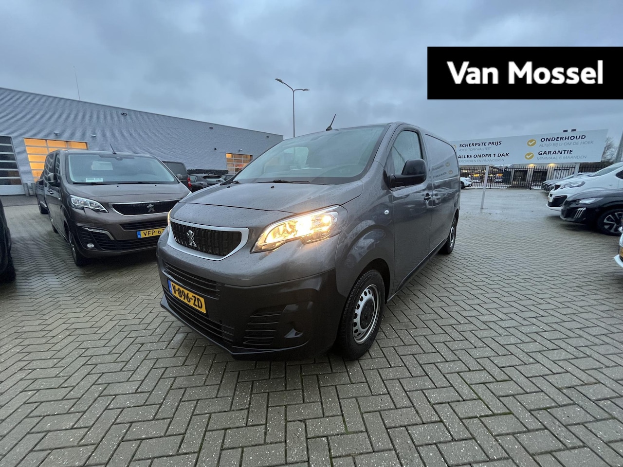 Peugeot Expert - 231S 2.0 BlueHDI 120 Premium | Airco | parkeersensoren| Trekhaak | Apple Carplay/Android A - AutoWereld.nl